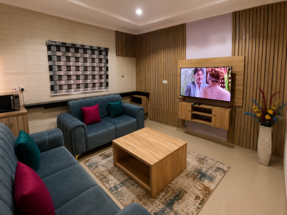 1-Bedroom & Living Room Serviced Apartment