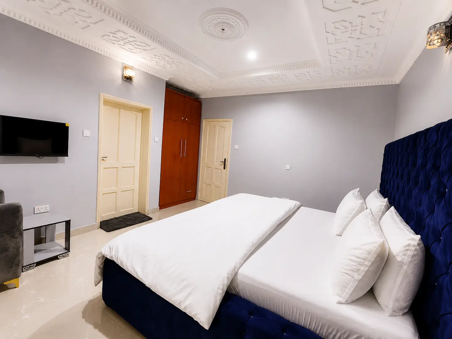 Luxury 2-Bedroom Duplex Serviced Apartment