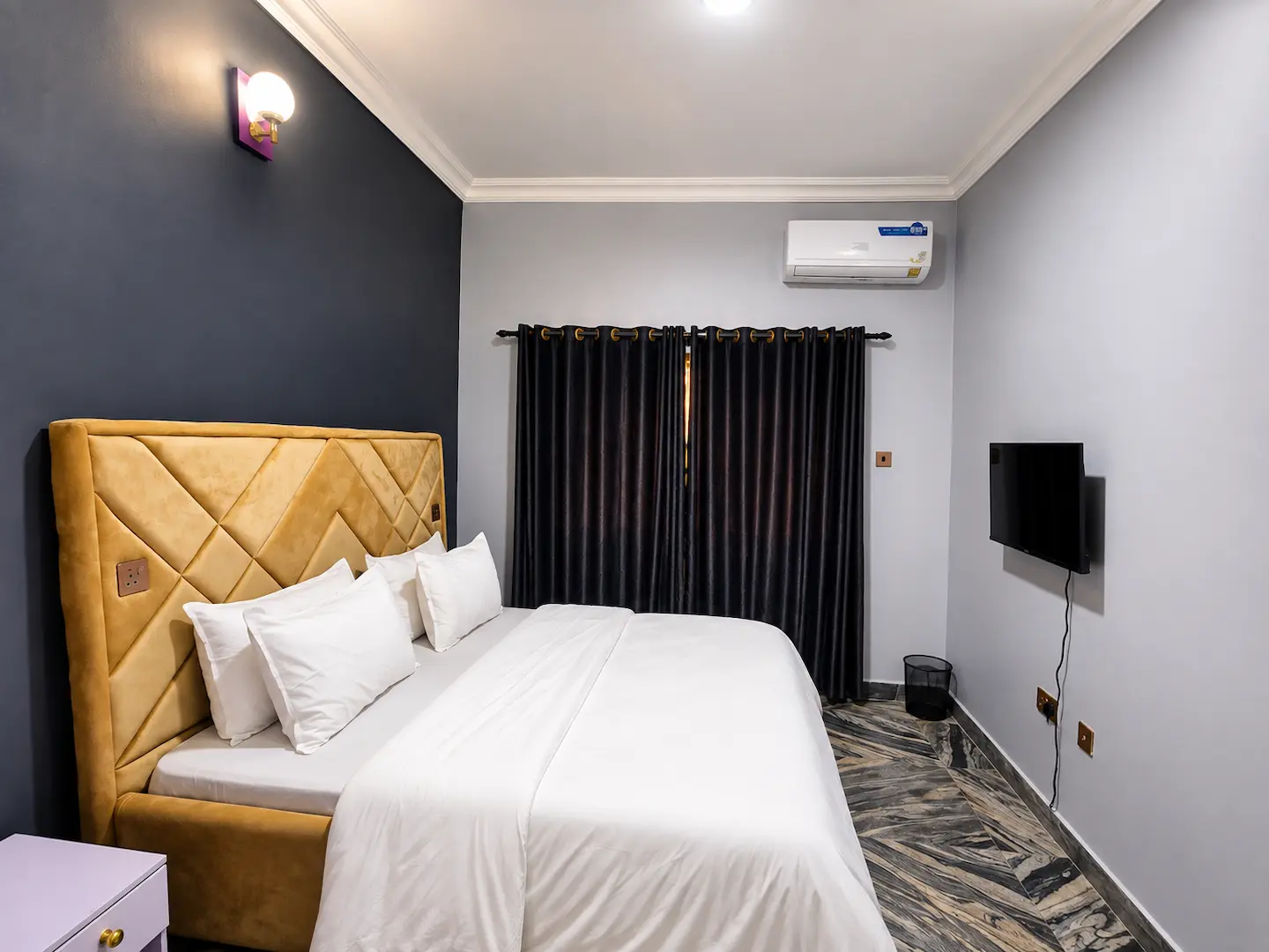 Luxury 3-Bedroom Serviced Apartment